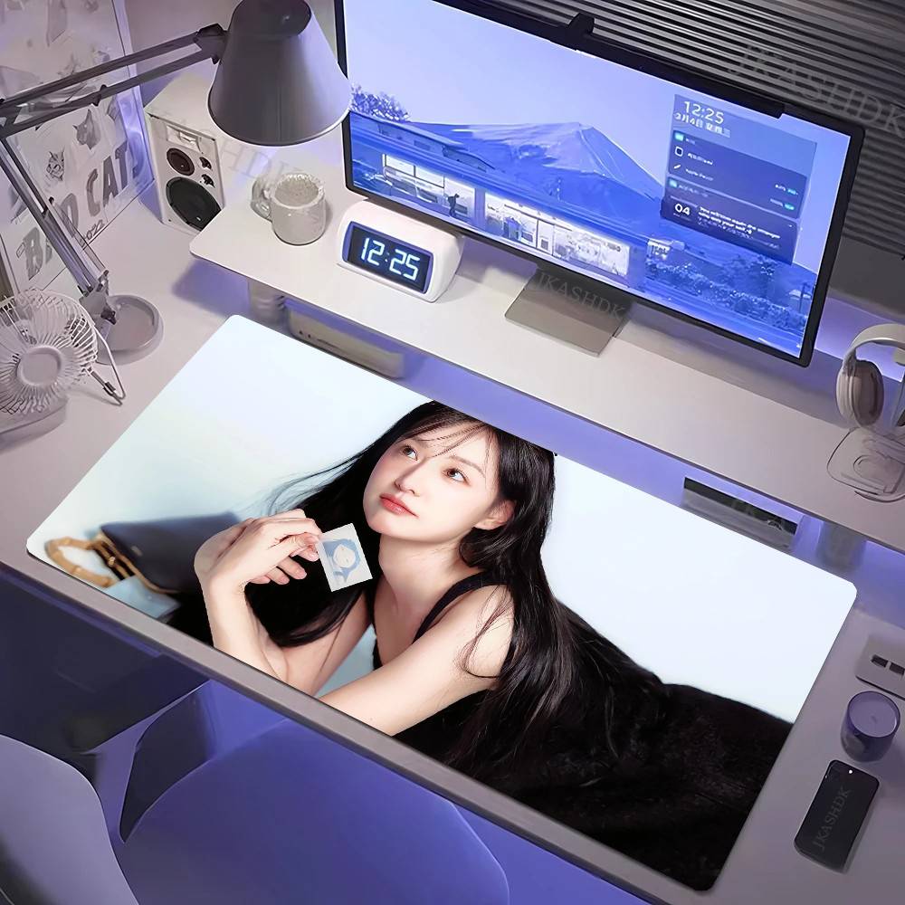 แผ่นรองเมาส์กันลื่น Kim Ji-Won - Esports Gaming Keyboard บทวิจารณ์และราคา